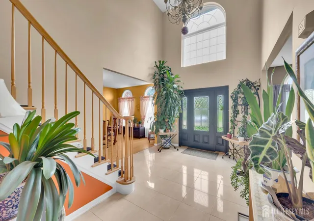 Photo 3 of Single family home for sale at 47 Lori St, Monroe Township, NJ 08831 | MLS# 2515579R | Listing updated on 2026-09-10