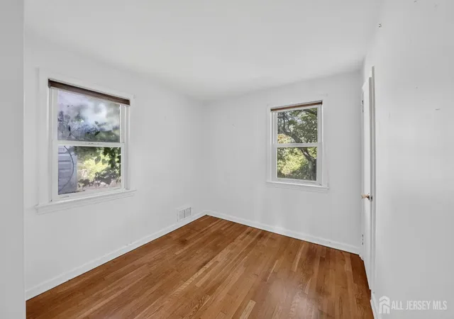 5th image of 20 Gates Rd, Somerset, NJ 08873 | MLS# 2701716R