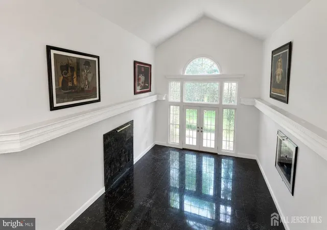 5th image of 20 Joseph Ct, South Brunswick, NJ 08852 | MLS# 2703434R