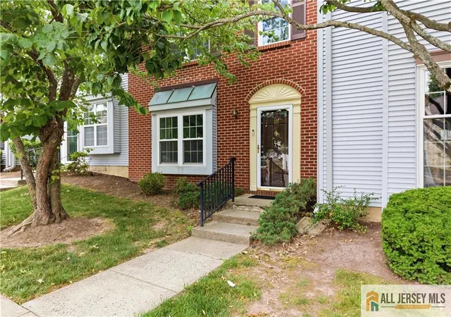 Homes for sale in South Brunswick, NJ | 18 Colleen Ct, South Brunswick, NJ 08824 | MLS# 2662338M