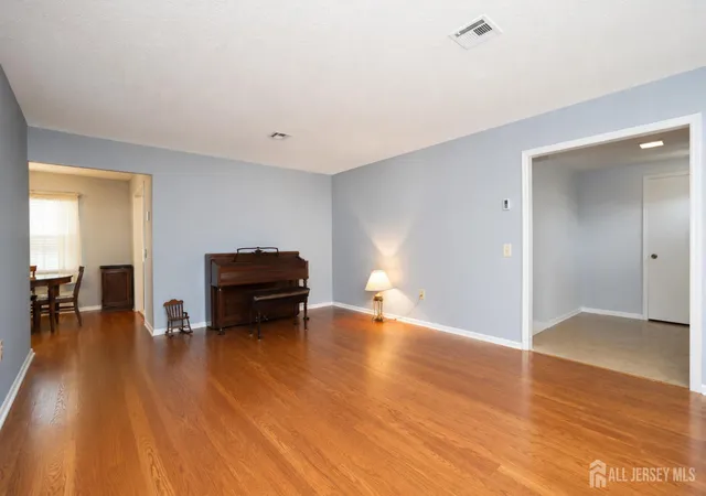 5th image of 457 Roxbury Ln #A, Monroe Township, NJ 08831 | MLS# 2701234R