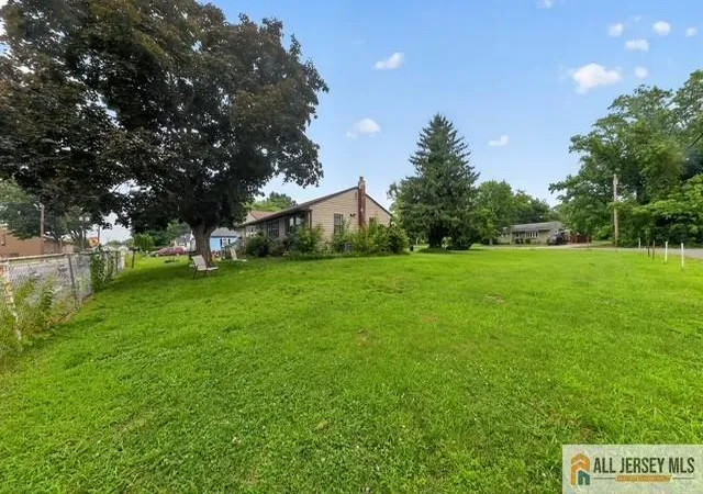 Photo 2 of Single family home for sale at 317 Gillette Ave, Penns Grove, NJ 08069 | MLS# 2770187M | Listing updated on 2026-09-10