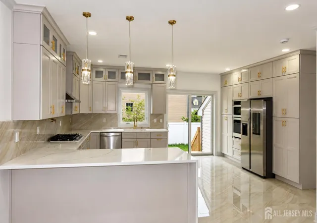 3rd image of 46 Foyer St, Edison, NJ 08817 | MLS# 2701924R