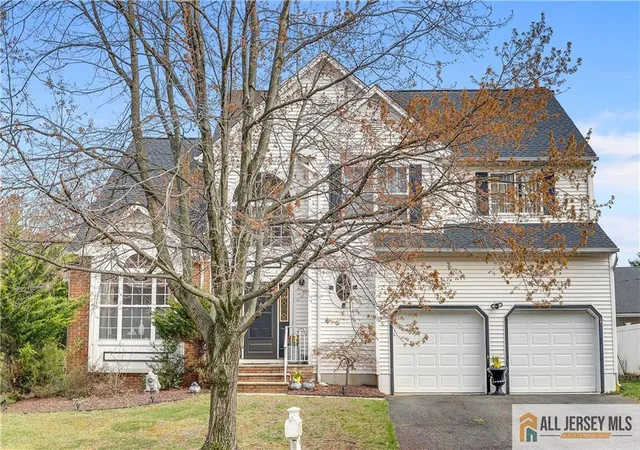 Photo 2 of Single family home for sale at 4 Heritage Dr, South River, NJ 08882 | MLS# 2661541M | Listing updated on 2026-06-01