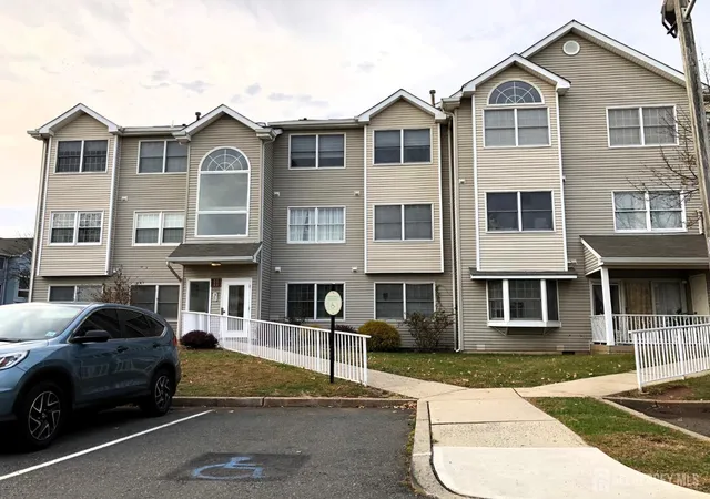 1st image of 736 Edpas Rd, New Brunswick, NJ 08901 | MLS# 2702553R