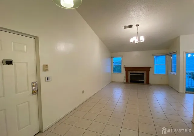 2nd image of 736 Edpas Rd, New Brunswick, NJ 08901