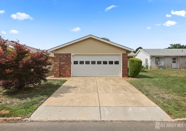 2nd image of 316 B Jutland Dr, Monroe Township, NJ 08831 | MLS# 2701774R