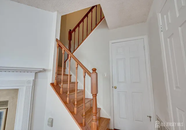 4th image of 230 Kempsey Dr, North Brunswick, NJ 08902 | MLS# 2702369R