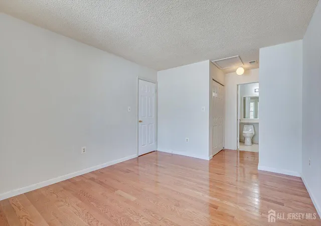 5th image of 230 Kempsey Dr, North Brunswick, NJ 08902 | MLS# 2702369R