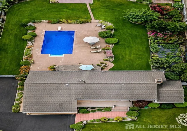 Photo 16 of Single family home for sale at 41 Edgewood Ave, Colonia, NJ 07067 | MLS# 2701735R | Listing updated on 2026-09-17