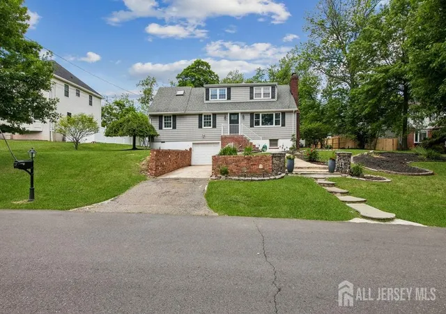 Photo 1 of Single family home for sale at 24 Jersey Ave, Edison, NJ 08820 | MLS# 2617582R | Listing updated on 2026-09-01