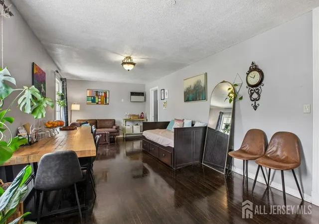 Photo 4 of Single family home for sale at 24 Jersey Ave, Edison, NJ 08820 | MLS# 2617582R | Listing updated on 2026-09-01