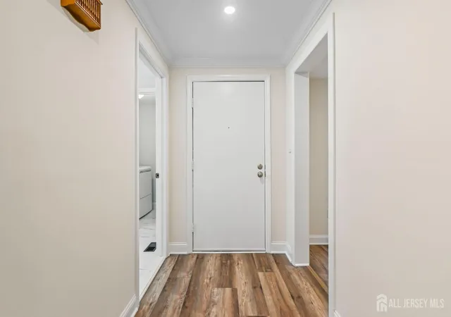 3rd image of 95 Thoreau Dr, Plainsboro, NJ 08536 | MLS# 2701712R