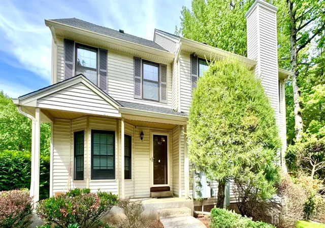 Townhouse for sale at 507 Timber Oaks Rd, Edison, NJ 08820 | MLS# 2616413R