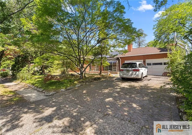 Photo 2 of Single family home for sale at 88 Tall Oaks Dr, East Brunswick, NJ 08816 | MLS# 2662385M | Listing updated on 2026-06-29