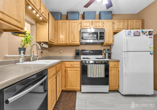 4th image of 299 Vasser Dr, Piscataway, NJ 08854 | MLS# 2700954R