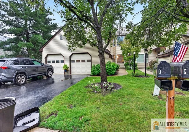 3rd image of 5 Hillsborough Dr #5B, Monroe, NJ 08831 | MLS# 2770373M