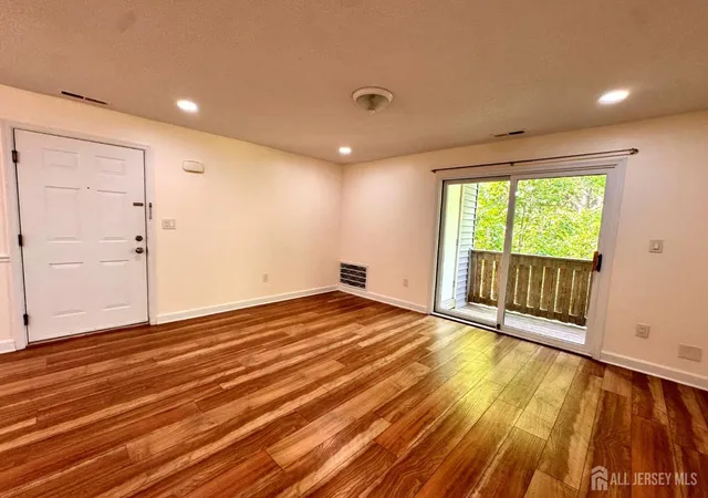 3rd image of 2315 Ravens Crest Dr, Plainsboro, NJ 08536 | MLS# 2615948R