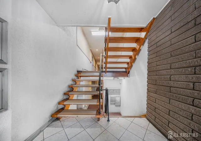 4th image of 747-757 N Broad St #105, Elizabeth, NJ 07208 | MLS# 2701981R