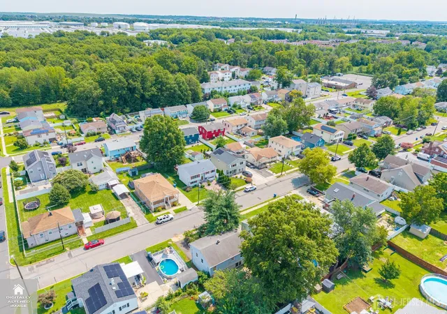 image of 185 Chestnut St, Avenel, NJ 07001 | MLS# 2702798R