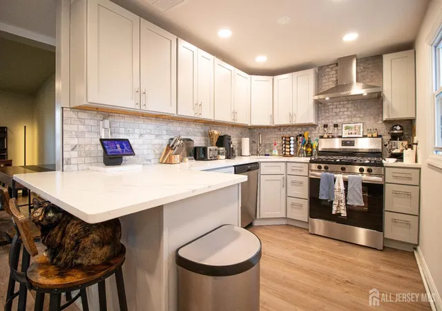 Homes for sale in North Brunswick, NJ | 21 Keats Rd, North Brunswick, NJ 08902 | MLS# 2612847R