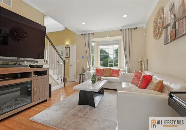 Photo 4 of Single family home for sale at 32 Franklin St, Piscataway, NJ 08854 | MLS# 2770247M | Listing updated on 2026-09-07