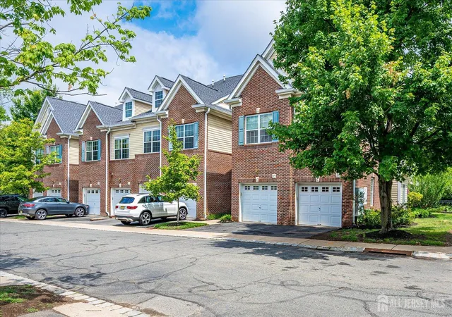 3rd image of 27 Taft Ln, Morristown, NJ 07960 | MLS# 2618316R