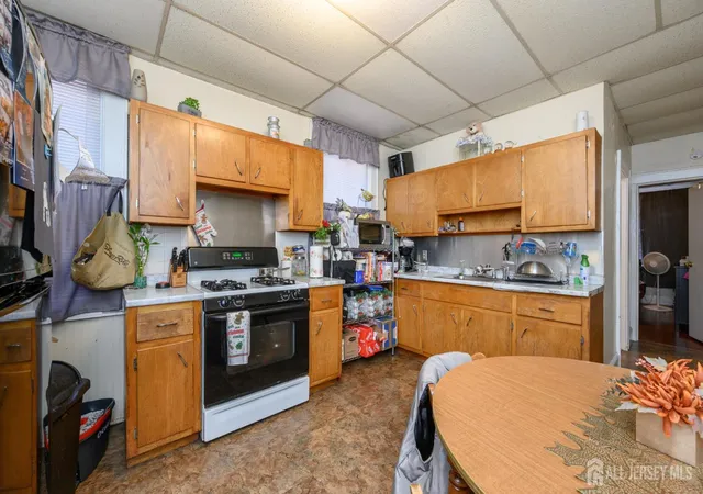 3rd image of 427-429 N 12Th St N, Newark, NJ 07107 | MLS# 2612547R