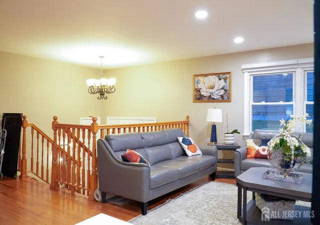 Photo 1 of Single family home for sale at 150 Farragut Ave, Middlesex, NJ 08846 | MLS# 2702303R | Listing updated on 2026-09-23