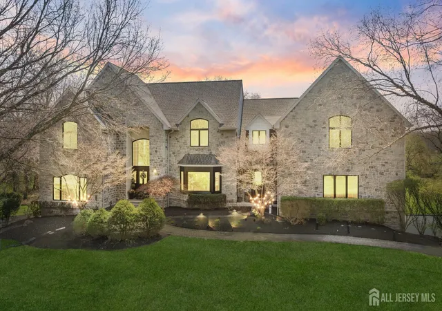 1st image of 25 Carsdale Ct, Belle Mead, NJ 08502 | MLS# 2615487R