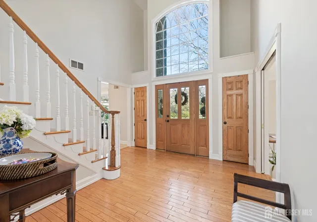3rd image of 25 Carsdale Ct, Belle Mead, NJ 08502 | MLS# 2615487R