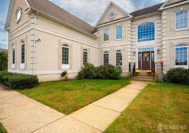 Photo 2 of Single family home for sale at 10 Angelo Ct, Monroe Township, NJ 08831 | MLS# 2700594R | Listing updated on 2026-07-16