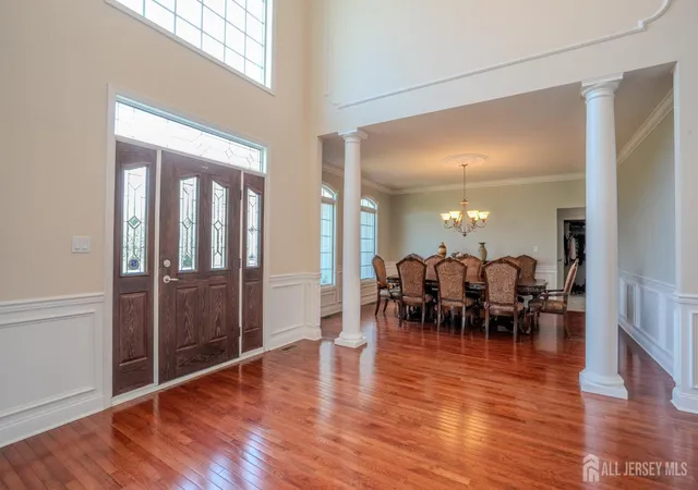 Photo 3 of Single family home for sale at 10 Angelo Ct, Monroe Township, NJ 08831 | MLS# 2700594R | Listing updated on 2026-07-16