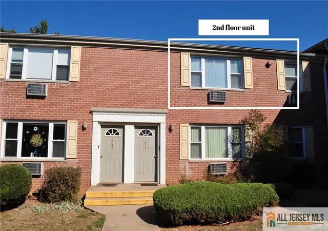 Photo 2 of Condo for sale at 21 York Dr #2B, Edison, NJ 08817 | MLS# 2560963M | Listing updated on 2025-02-16