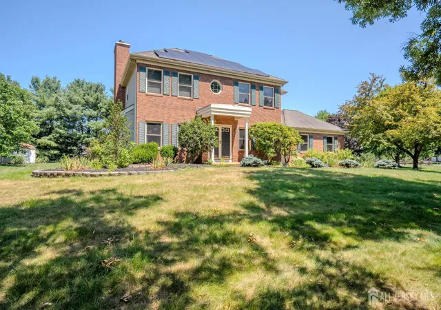 3rd image of 32 W Kincaid Dr, Princeton Junction, NJ 08550 | MLS# 2701008R