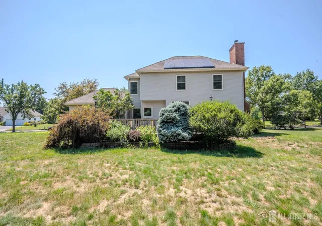 5th image of 32 W Kincaid Dr, Princeton Junction, NJ 08550 | MLS# 2701008R