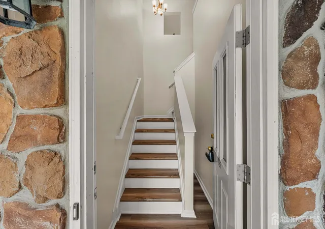 2nd image of 127 Chariot Ct, Piscataway, NJ 08854 | MLS# 2701621R