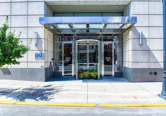 2nd image of 1 Spring St #2506, New Brunswick, NJ 08901 | MLS# 2701233R