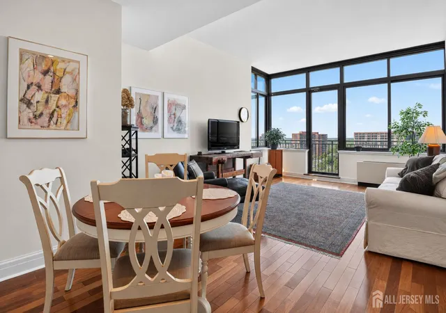 5th image of 1 Spring St #2506, New Brunswick, NJ 08901 | MLS# 2701233R