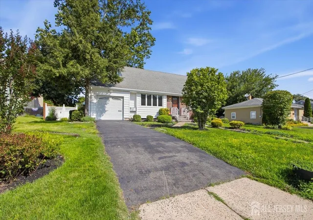 2nd image of 36 Oakland Ave, Somerset, NJ 08873 | MLS# 2702633R