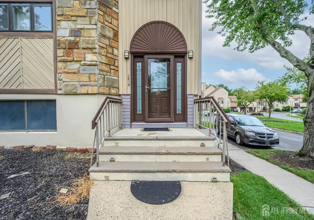 2nd image of 190 Goldmine Ln, Old Bridge, NJ 08857 | MLS# 2702942R