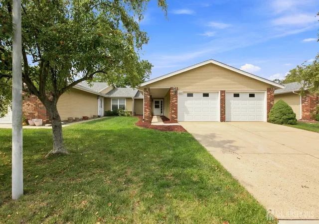 2nd image of 392 B Hystrix Plz, Monroe Township, NJ 08831 | MLS# 2702647R