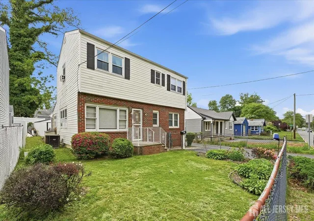 Homes for sale in Keyport, NJ | 775 Cliffwood Ave, Keyport, NJ 07735 | MLS# 2700430R