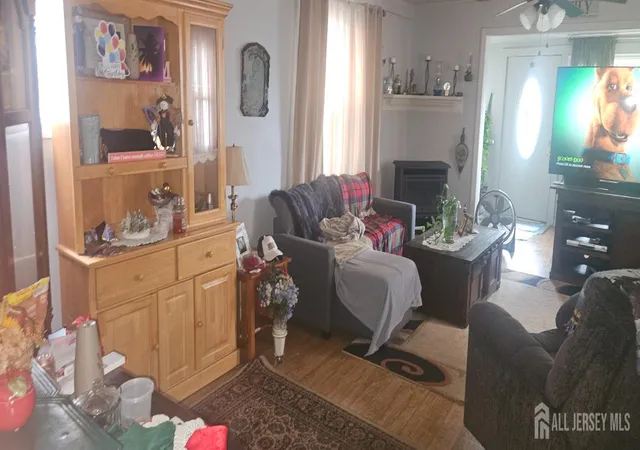 Photo 3 of Single family home for sale at 1246 Florence Ave, Union Beach, NJ 07735 | MLS# 2605842R | Listing updated on 2026-09-27