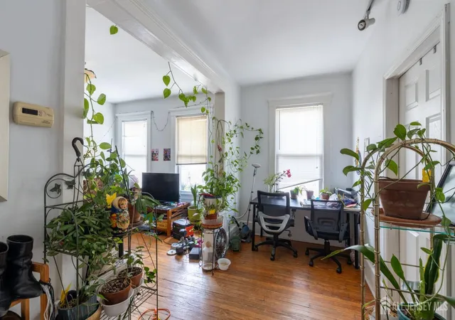 Photo 4 of House for sale at 32 Suydam St, New Brunswick, NJ 08901 | MLS# 2703264R | Listing updated on 2026-09-23