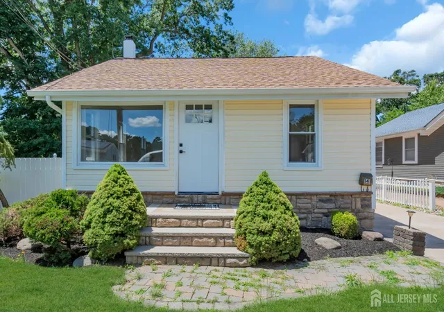 Homes for sale in Spotswood, NJ | 141 Brunswick Ave, Spotswood, NJ 08884 | MLS# 2618272R