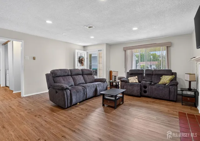 Listing Photo 4 - Condo for sale in building located at 130-a Balsam Plz, Monroe Township, NJ 08831
