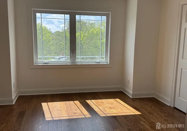 5th image of 12 Moyse Pl, Edison, NJ 08820 | MLS# 2617719R