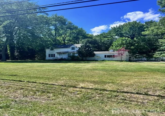 Homes for sale in Colonia, NJ | 399 Middlesex Ave #399, Colonia, NJ 07067 | MLS# 2617624R