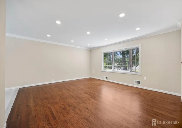 4th image of 333 Green St, Old Bridge, NJ 08857 | MLS# 2700356R